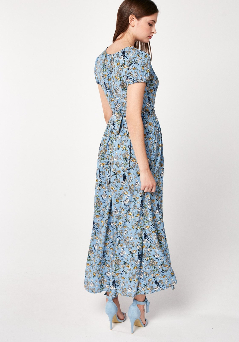 Błękitna długa sukienka 1639