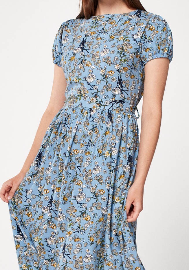 Błękitna długa sukienka 1639