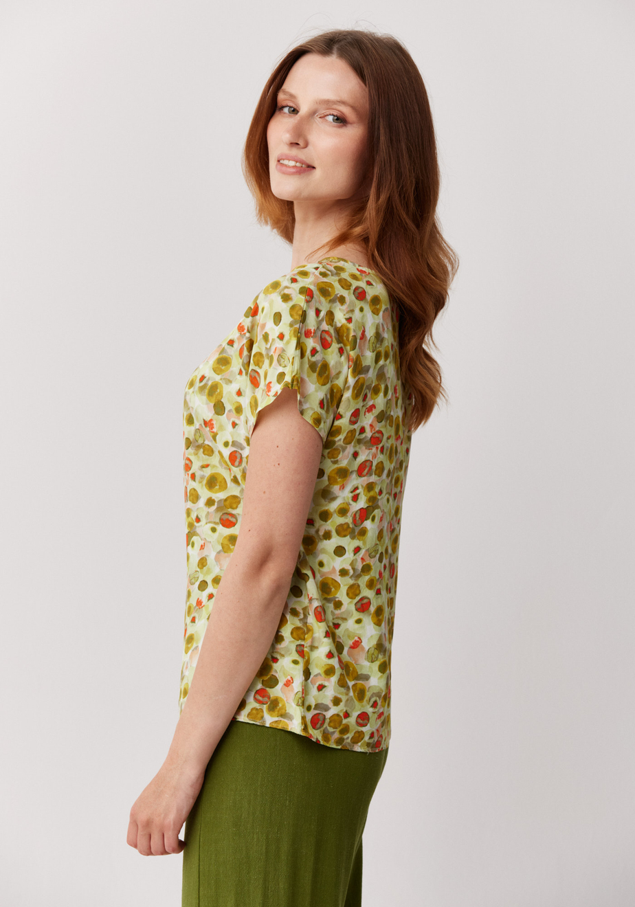 Bluzka w plamki 3429