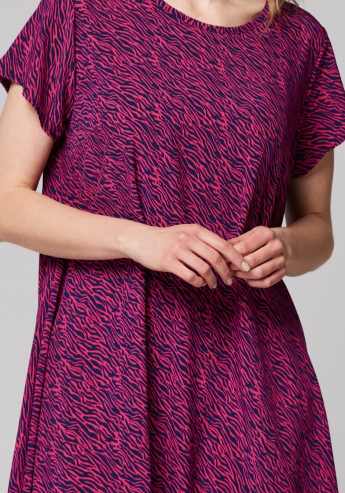 Trapezowa sukienka w zebrę 1793