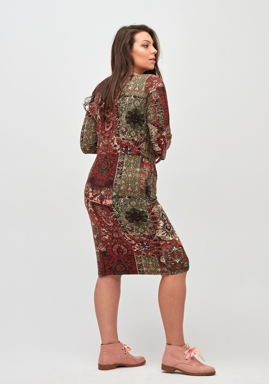 Prosta sukienka z kieszeniami 6229