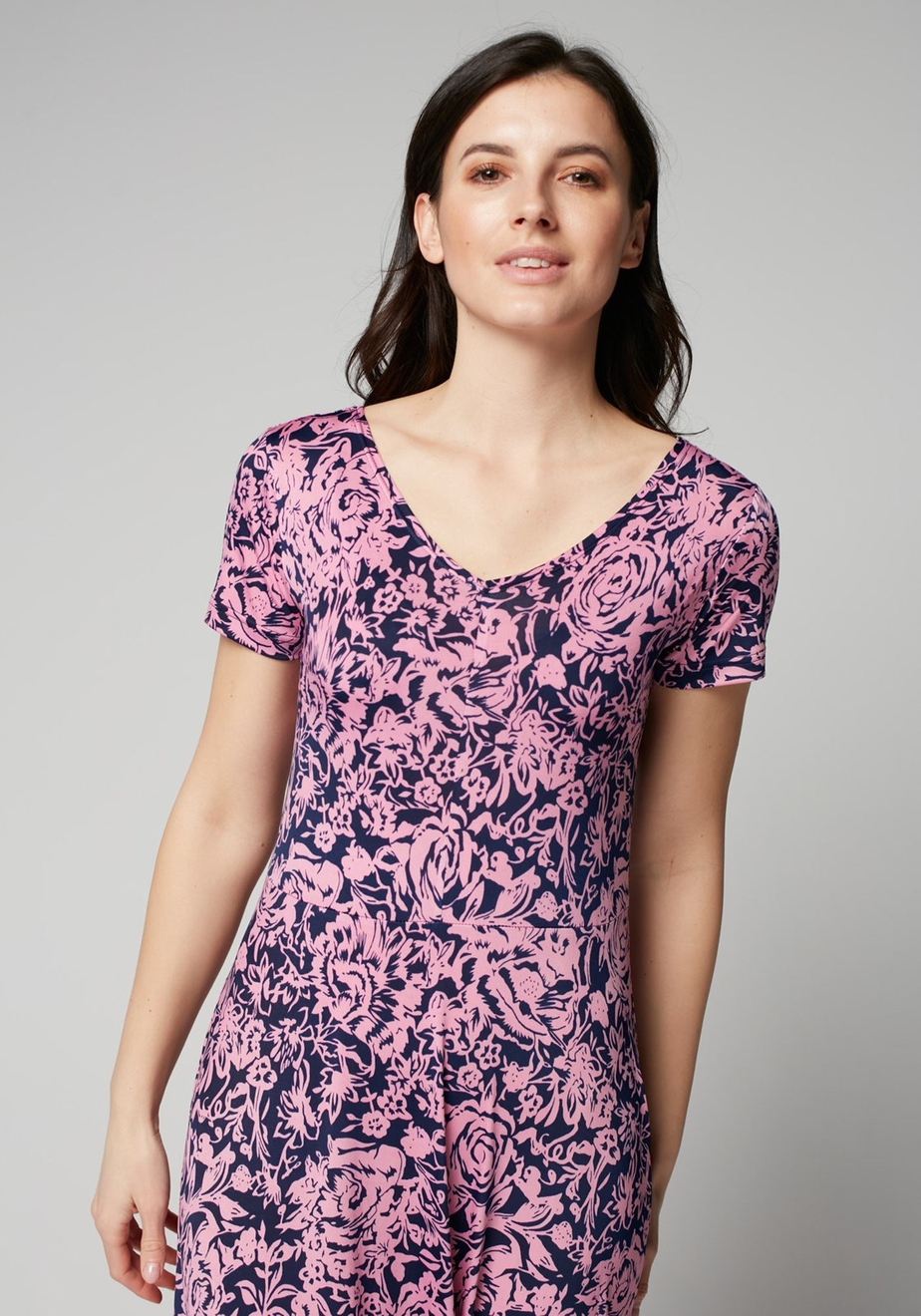 Midi sukienka w różowe róże 1558