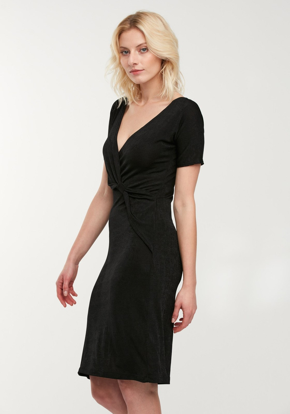 Elegancka czarna sukienka 1750