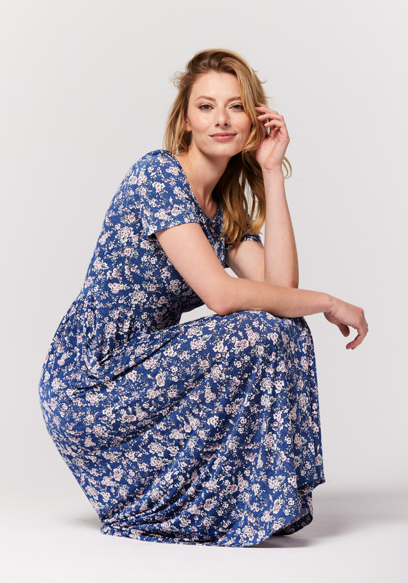 Długa niebieska sukienka z odcięciem 1449