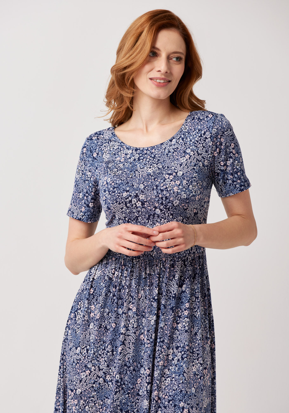 Długa sukienka w drobne kwiatki 1548