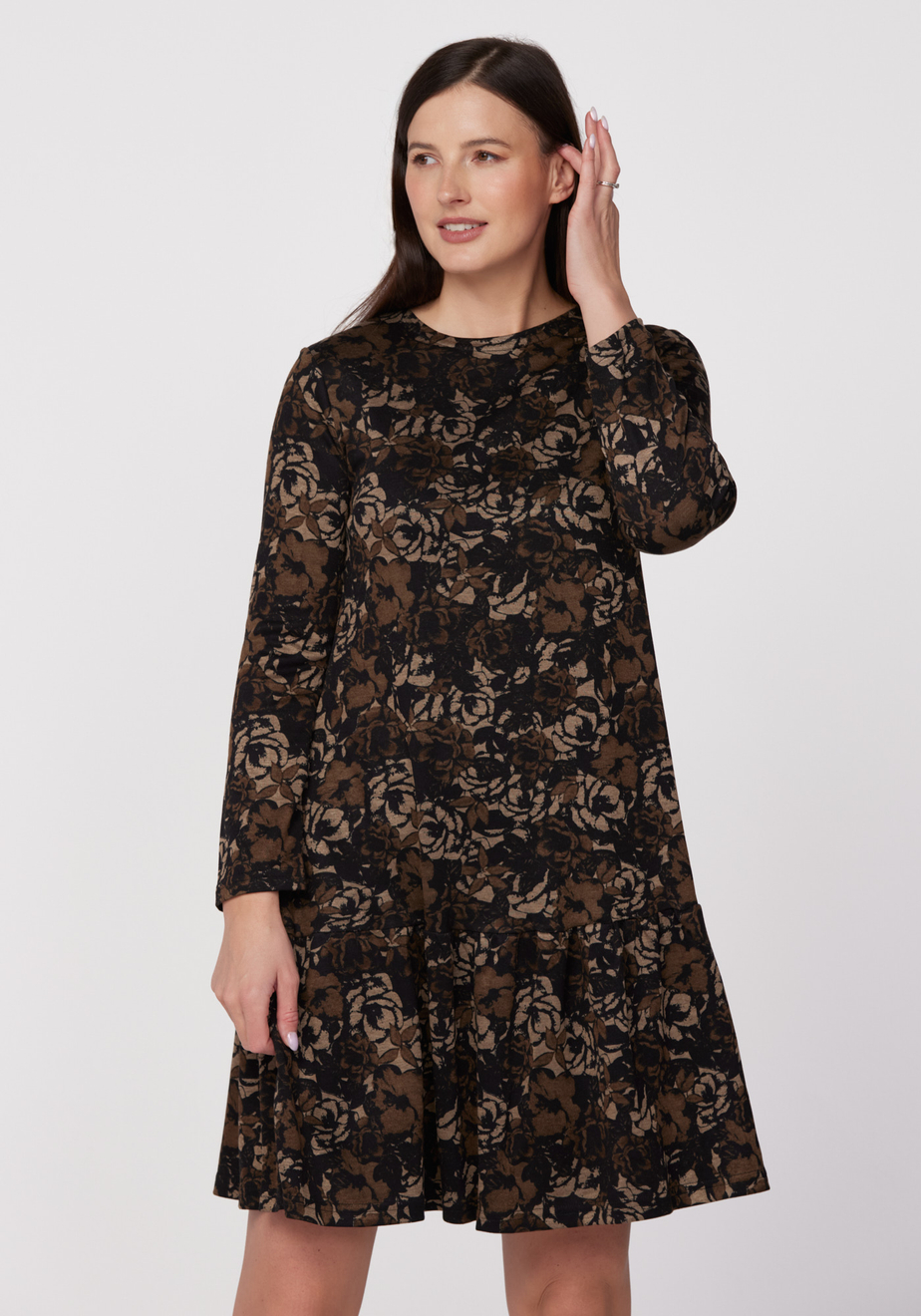 Swobodna sukiena z falbaną 1892