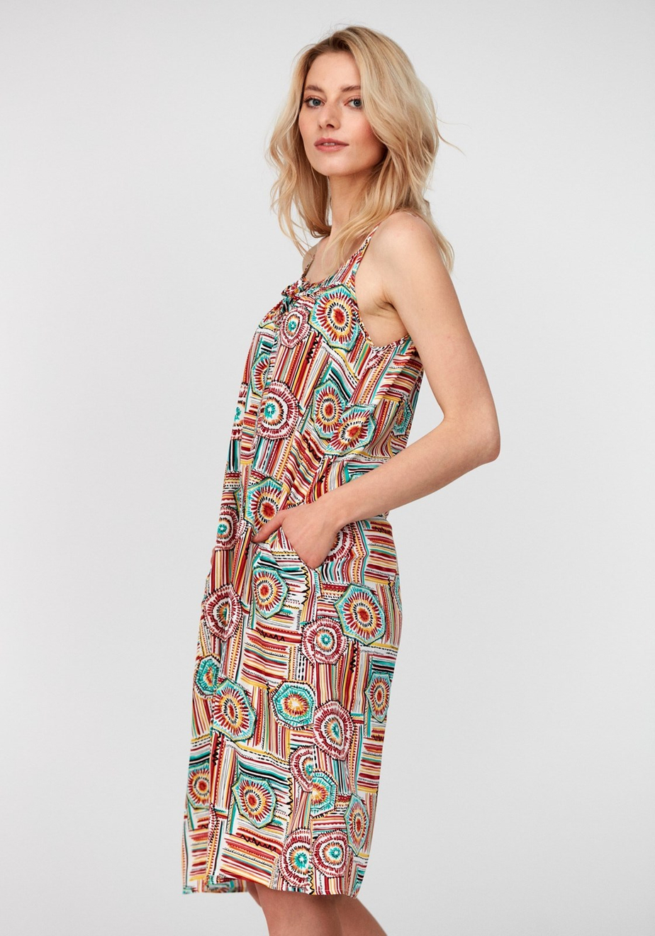 Sukienka w geometryczne wzory 1028