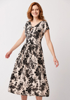 Midi sukienka w czarne kwiaty 1297