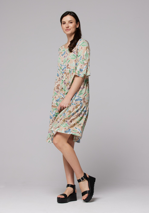 Trapezowa beżowa sukienka w listki 1030