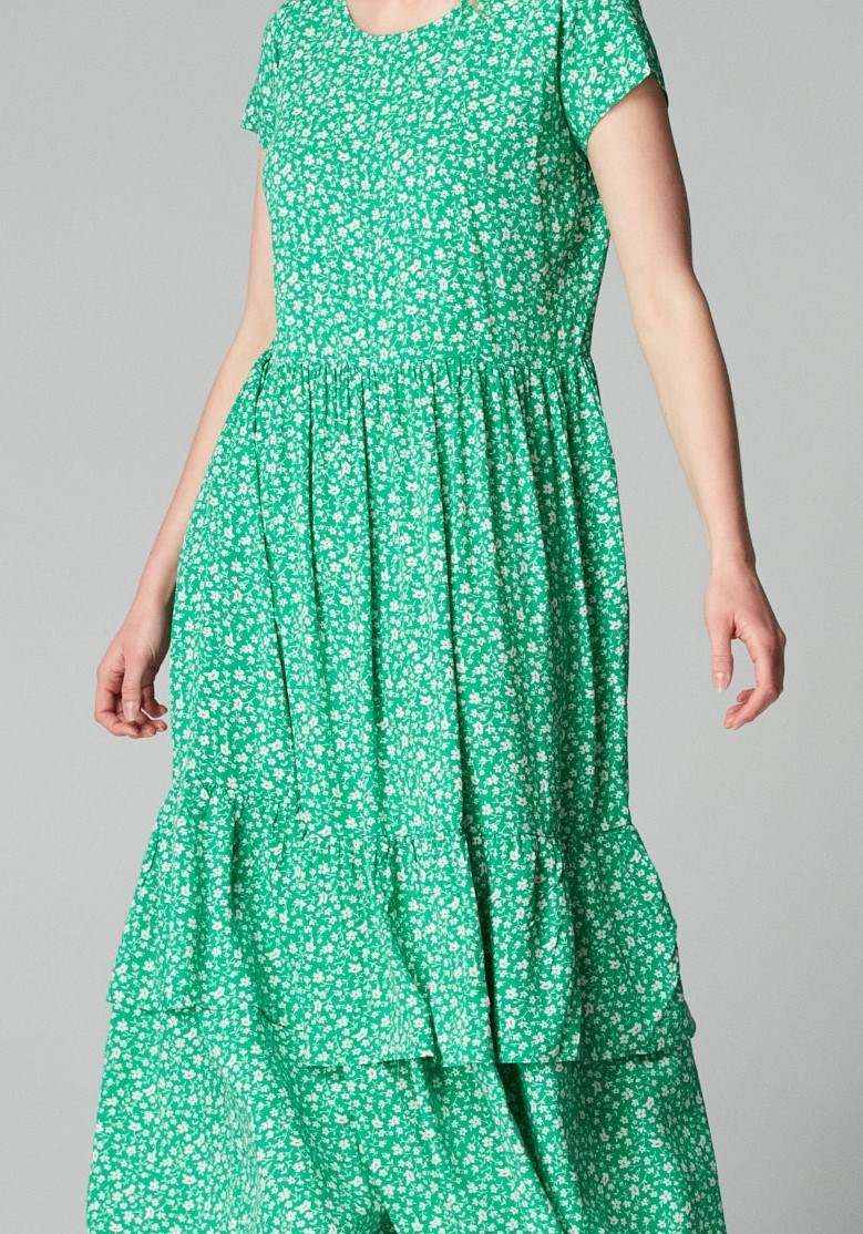 Długa sukienka z falbanami 1048