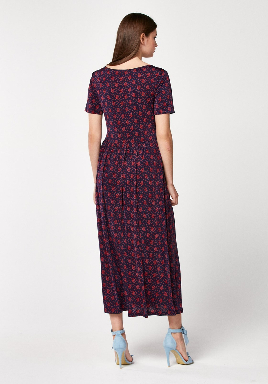 Długa sukienka w kwiatki 1559