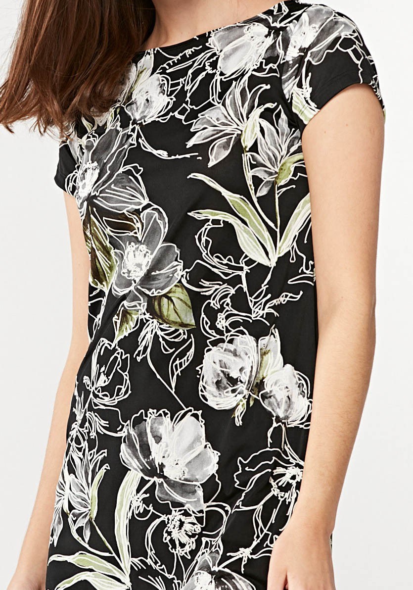 Czarna sukienka w kwiaty 1526