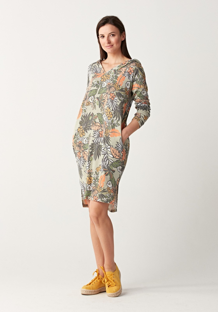 Sukienka z kapturem 1531