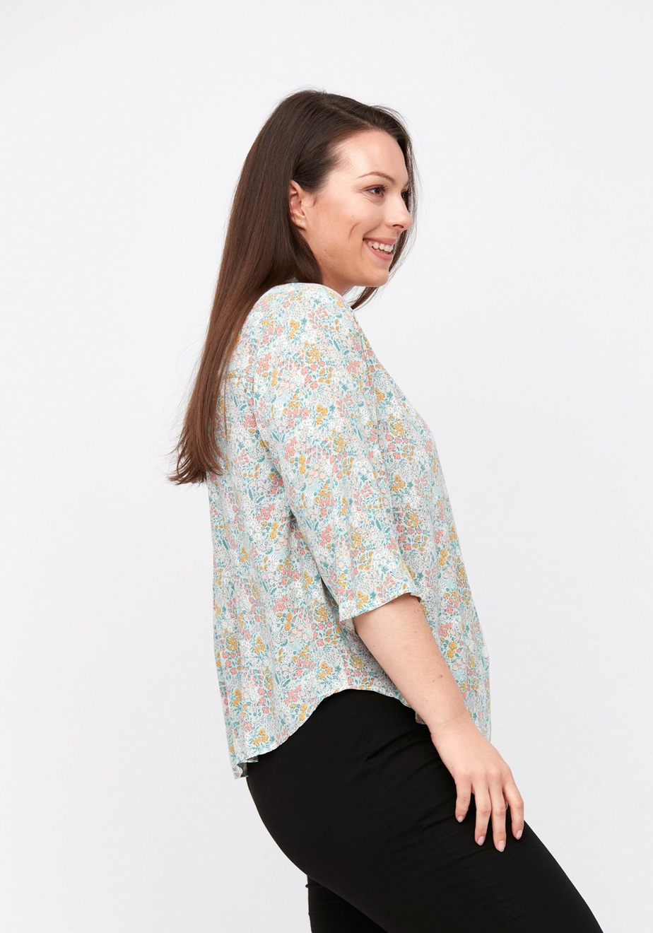 Kwiecista pastelowa koszula 6343