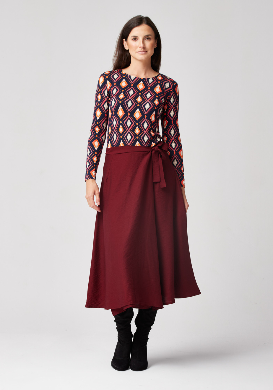 Burgundowa wiązana spódnica 2012