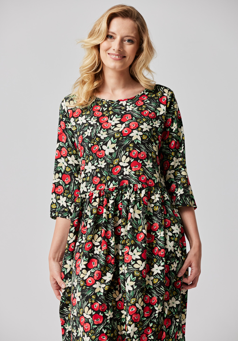 Swobodna sukienka w maki 1034