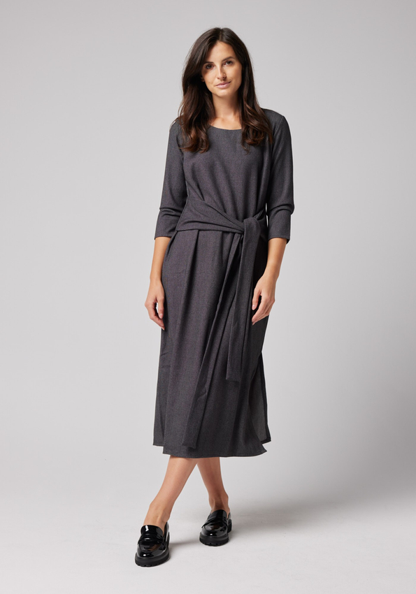 Szara sukienka midi z wiązaniem 1748