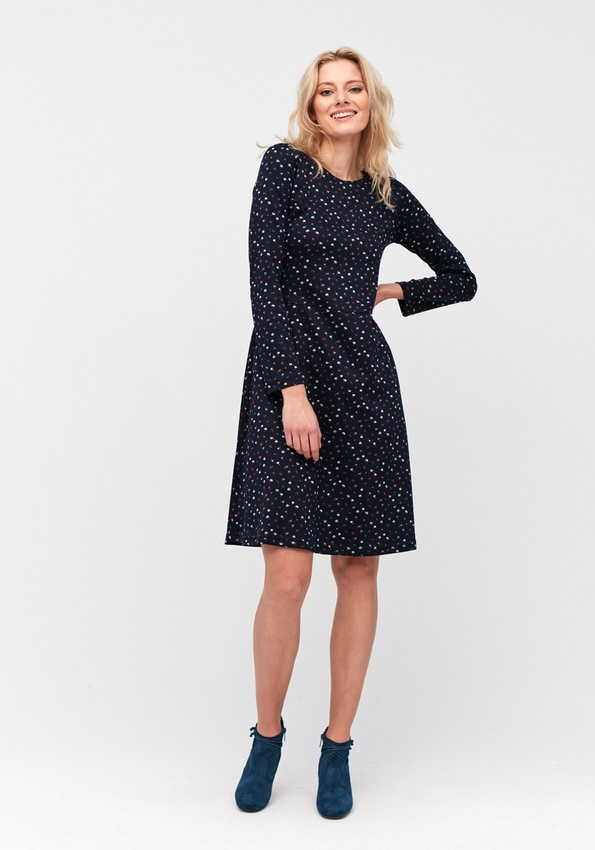 Odcinana sukienka z kieszeniami 1803