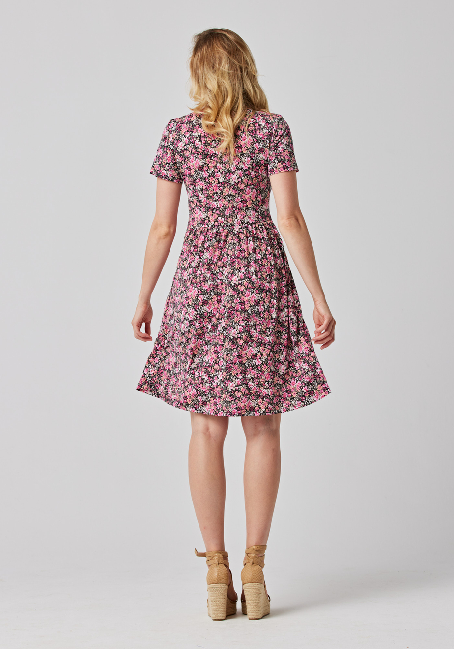 Sukienka w różową łączkę 1282