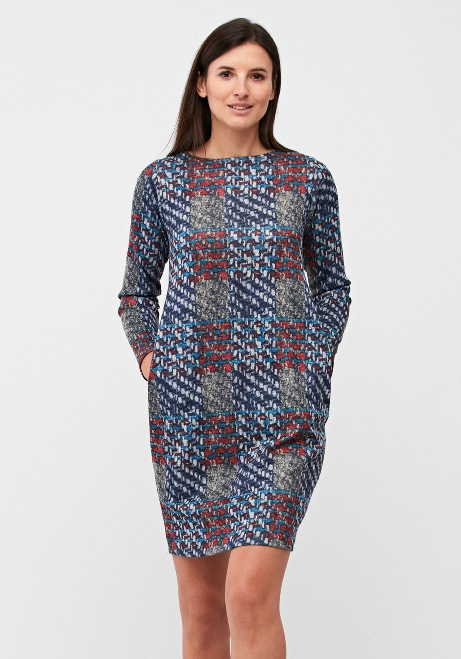 Niebiesko-czerwona sukienka 1831